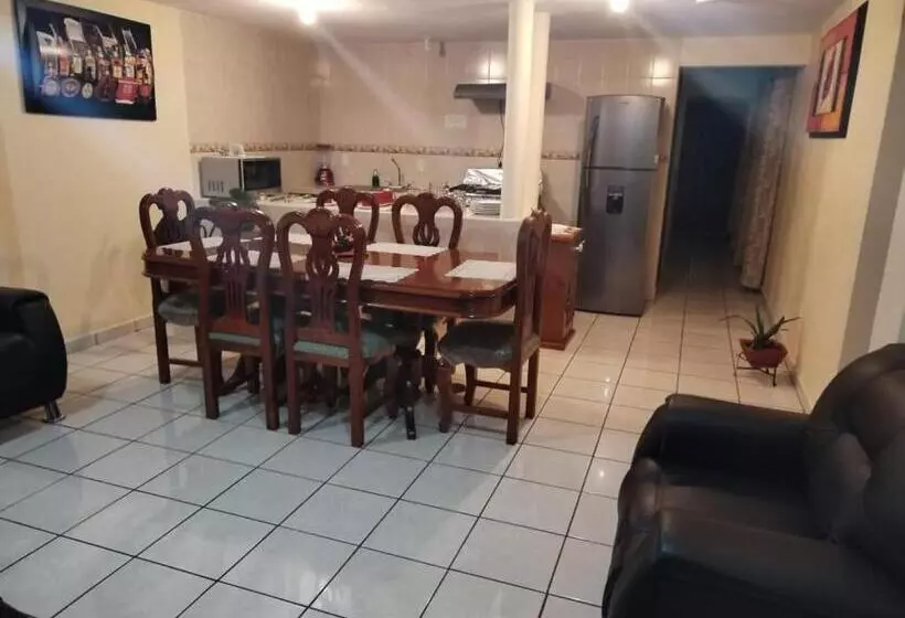 ホテル Mi Pueblito Magico
