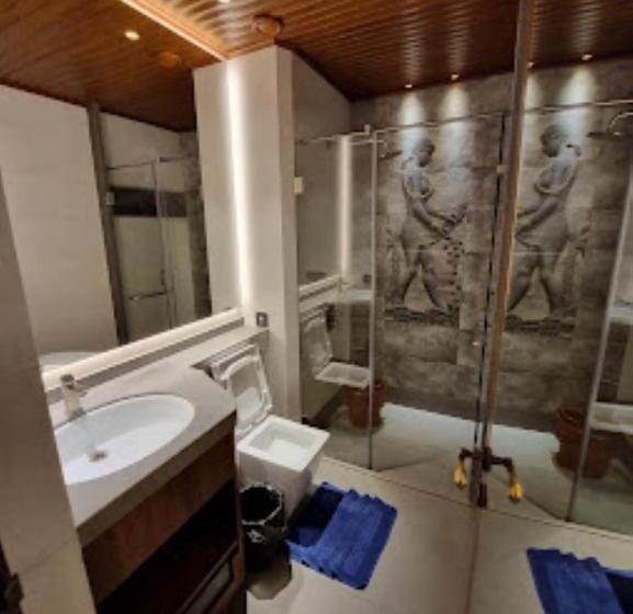 Hotel Sai Radha Heritage Beach,padu