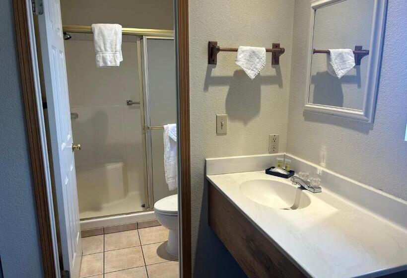 모텔 Snow Bear Lodge