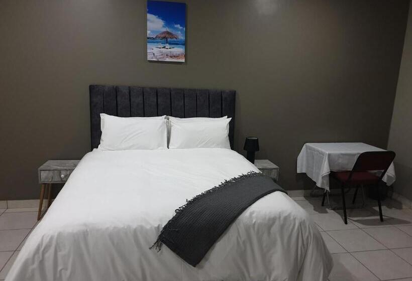 بنسيون Grace Avenue Townhouse