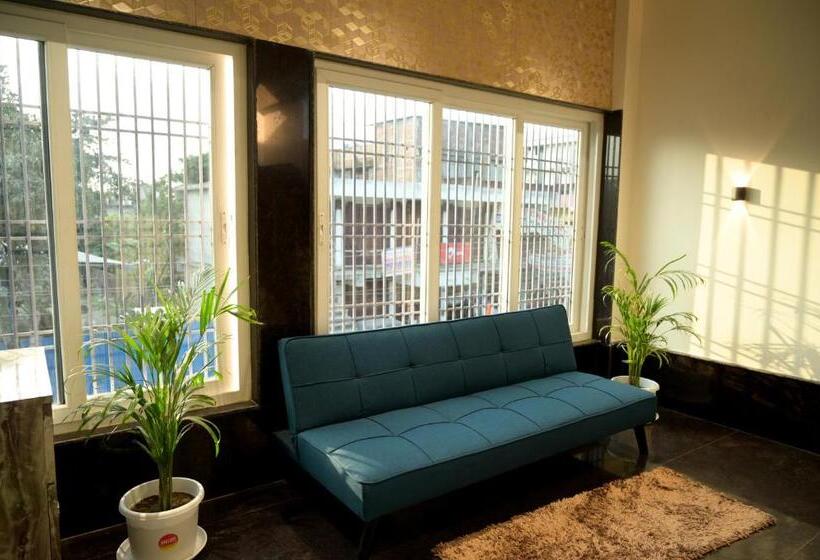 پانسیون Kesar Nivas Luxury Guest House