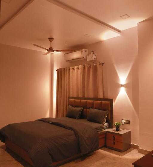 پانسیون Kesar Nivas Luxury Guest House