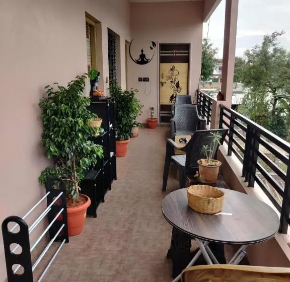 Majatalo Lee Home Stay