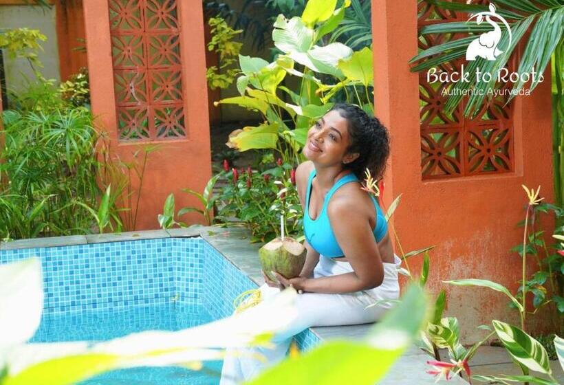 منتجع Back To Roots Ayurveda Retreat