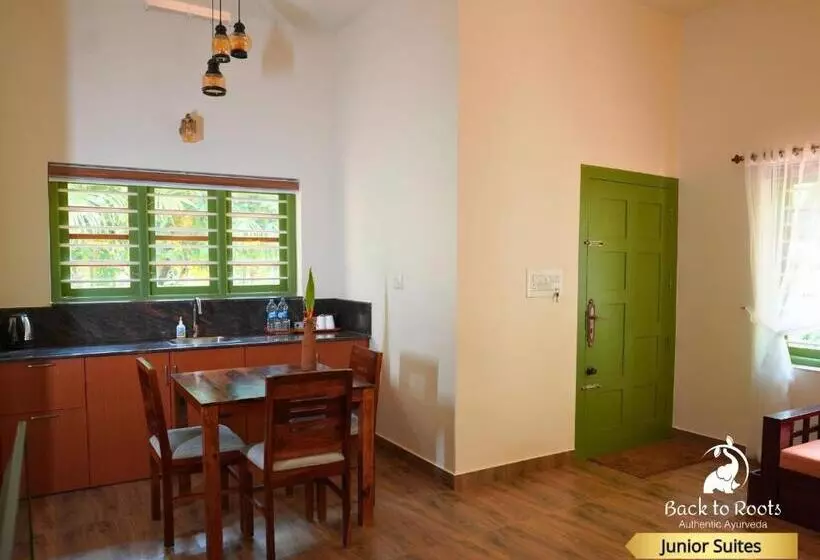 Lomakeskus Back To Roots Ayurveda Retreat