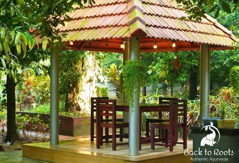 Lomakeskus Back To Roots Ayurveda Retreat