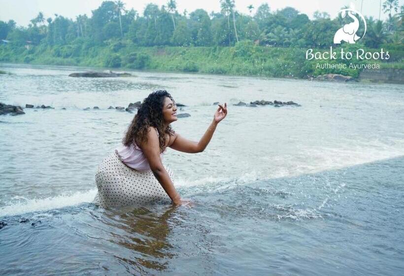 منتجع Back To Roots Ayurveda Retreat