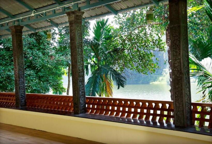 אתר נופש Nisarga Ayurveda