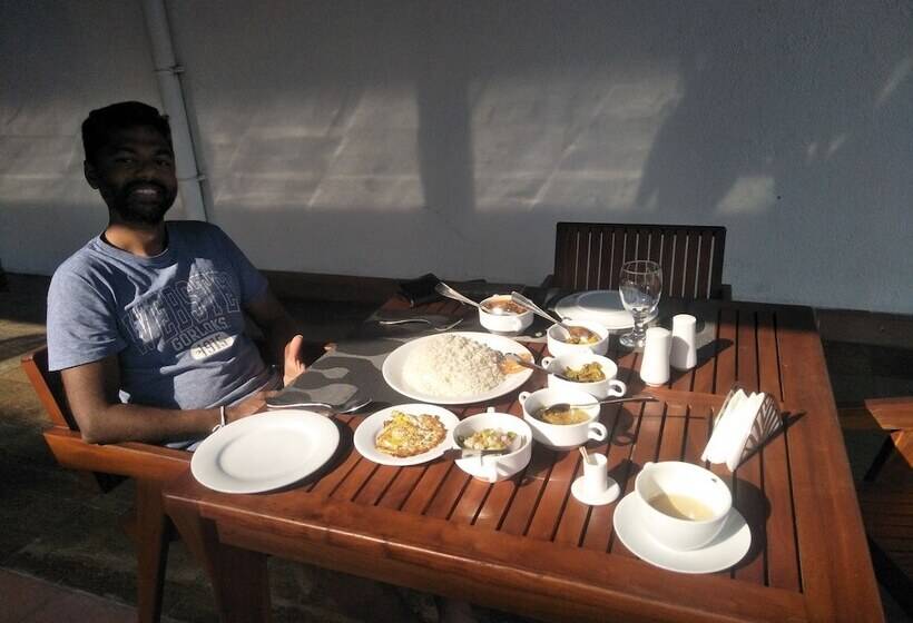 Airport Hotel Dream Paradise