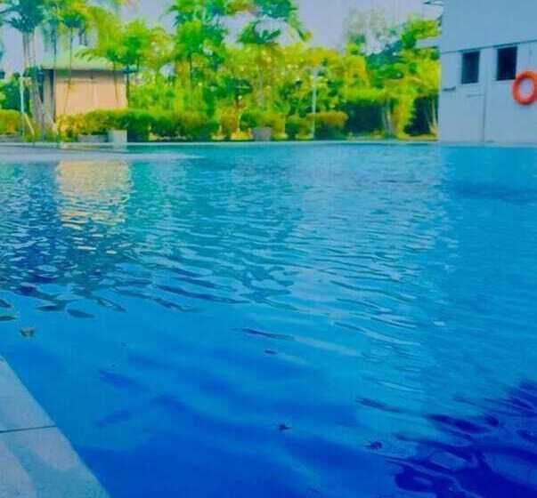 Airport Hotel Dream Paradise