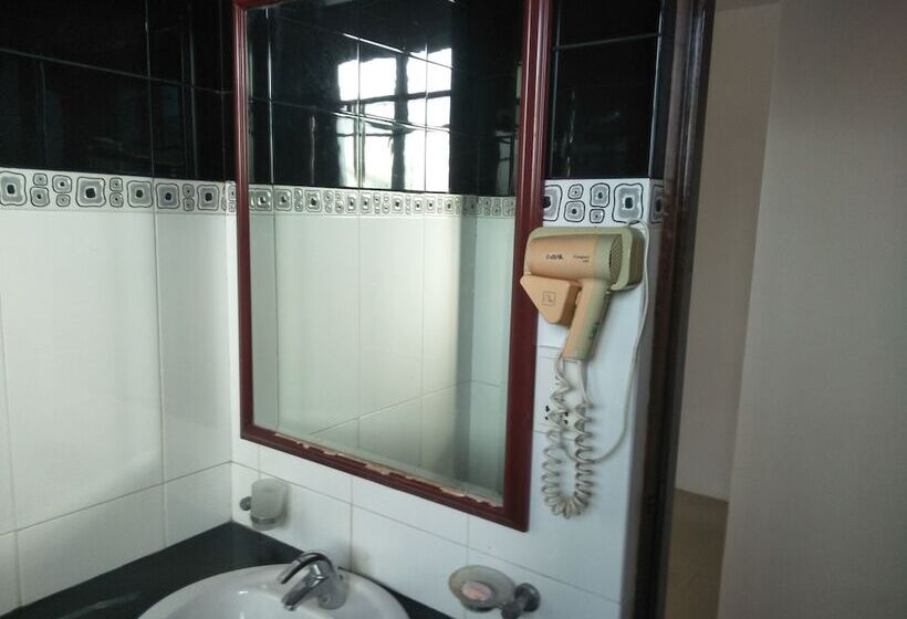 Airport Hotel Dream Paradise