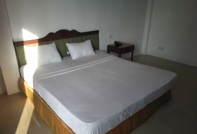 Airport Hotel Dream Paradise