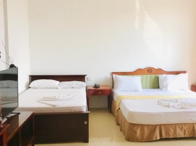 Airport Hotel Dream Paradise