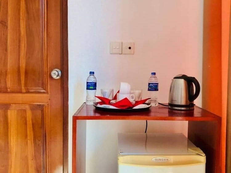 Airport Hotel Dream Paradise