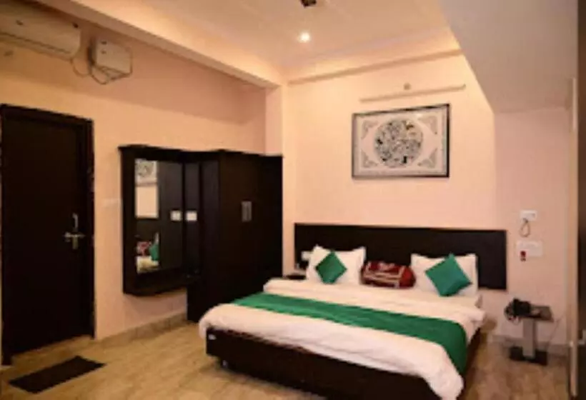 Ap Palace Hotel Ayodhya