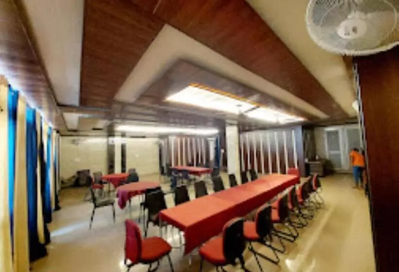 Ap Palace Hotel Ayodhya
