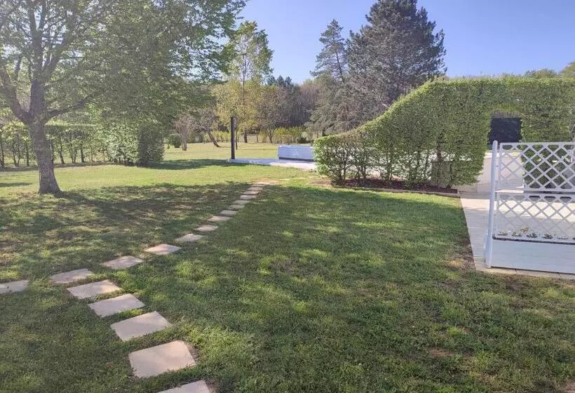 Aamiaismajoitus (B&B) Ecoute S,il Vient