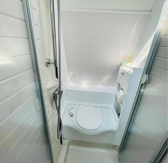 צימר Jeanne La Caravane