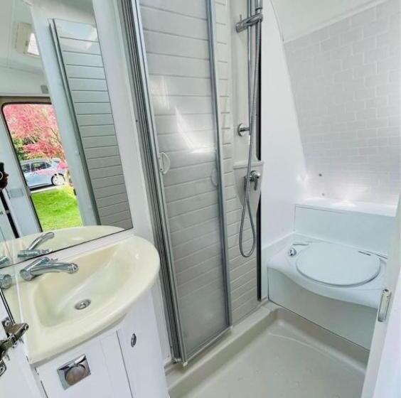 צימר Jeanne La Caravane