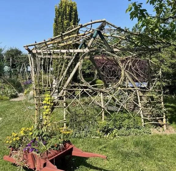 Aamiaismajoitus (B&B) La Maison D Andrée