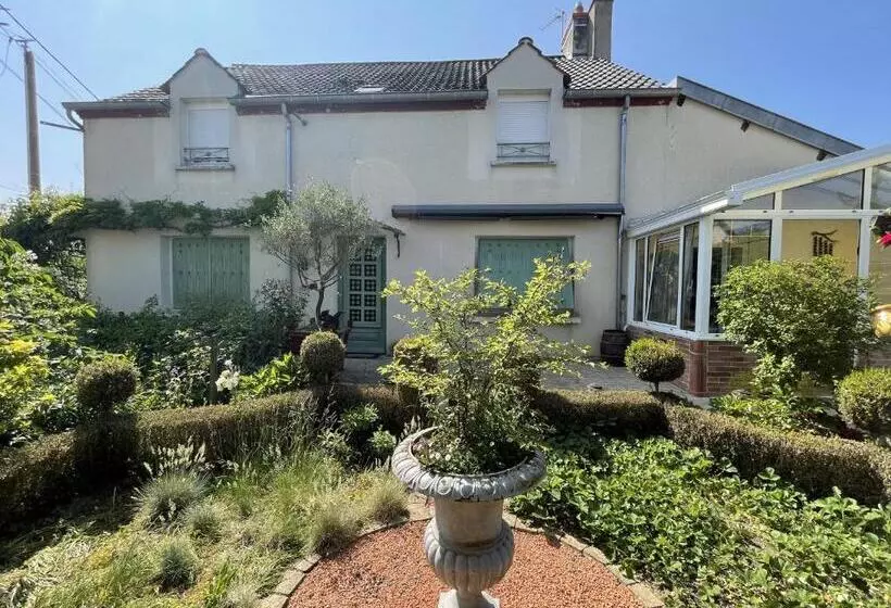 Aamiaismajoitus (B&B) La Maison D Andrée