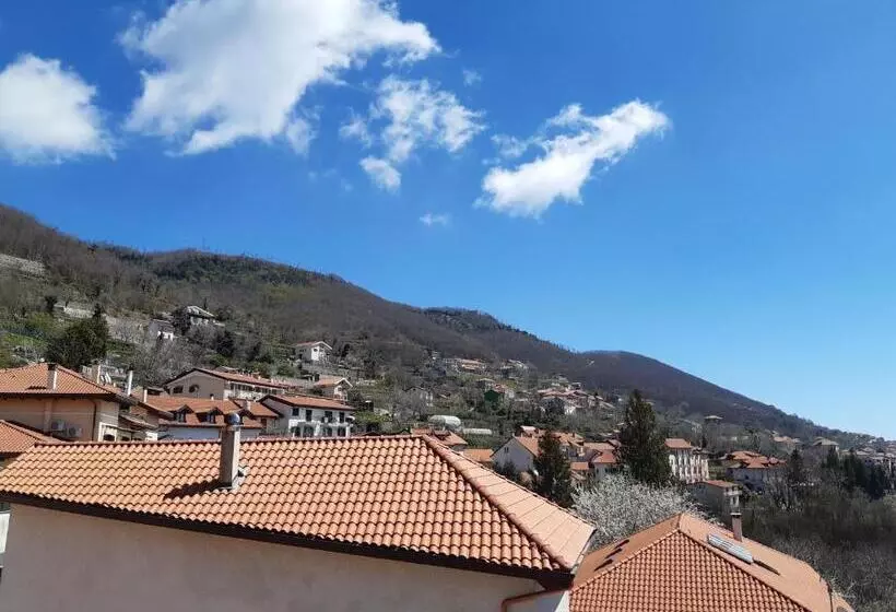 Aamiaismajoitus (B&B) Raggio Di Sole