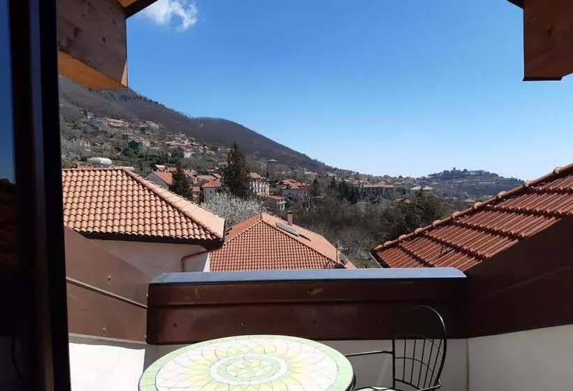 Aamiaismajoitus (B&B) Raggio Di Sole