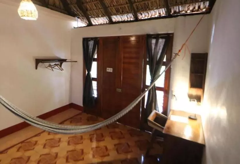 Hotelli Casa Ava
