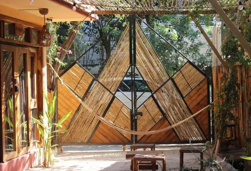 Hotelli Casa Ava