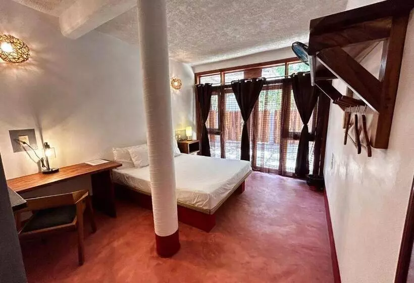 Hotelli Casa Ava