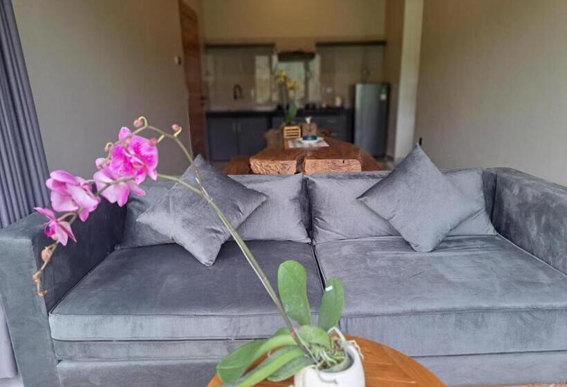 בית מלון כפרי Mayura Bali Villa