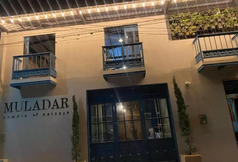 ホテル Muladar Luxury