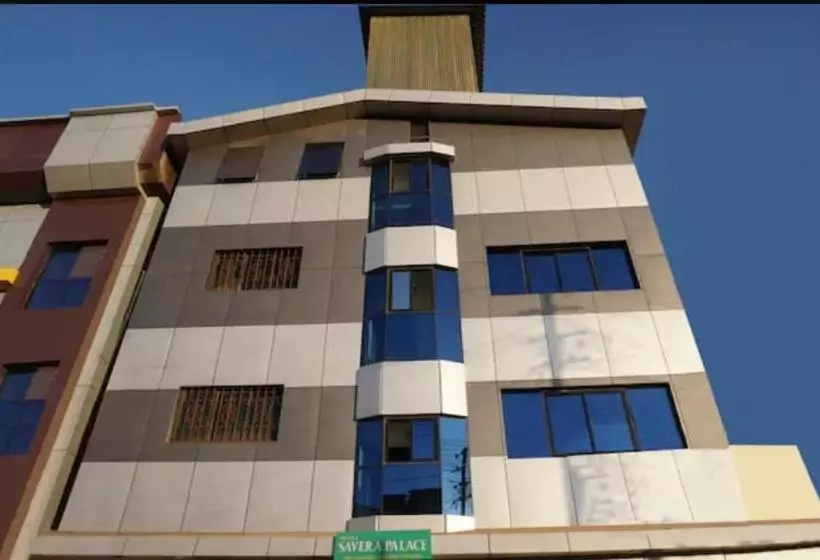 Hotelli Savairah Palace