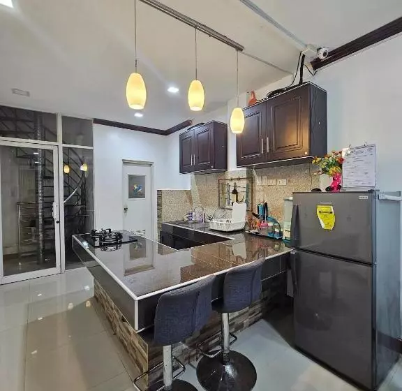 Majatalo 3mc Guest House