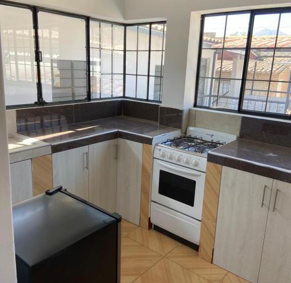 پانسیون Caraz Dulce Hogar