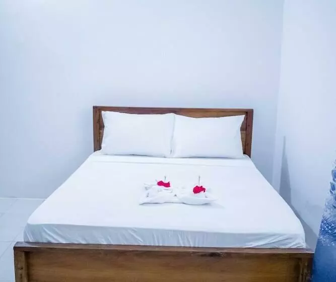 Majatalo Kilimani Kizi Lodge