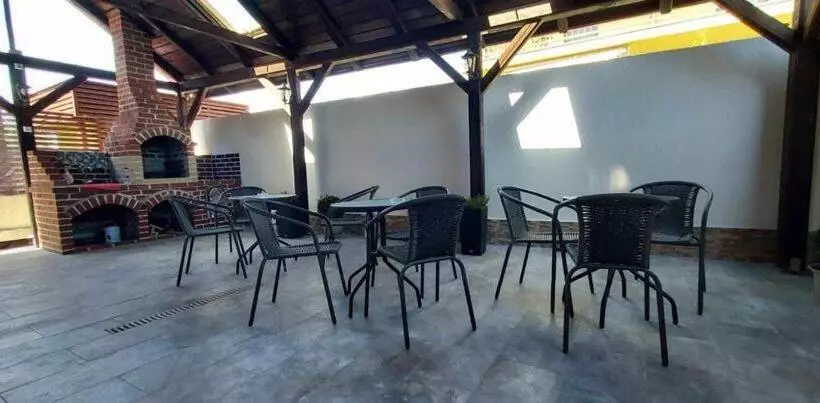 ペンション Vila Adelin