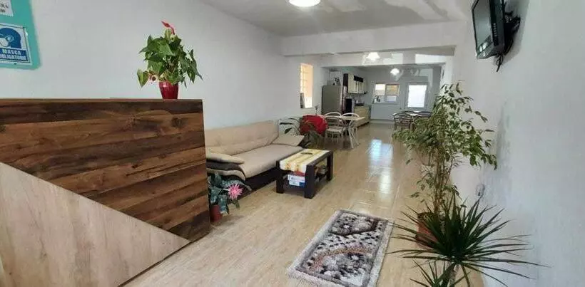 ペンション Vila Adelin