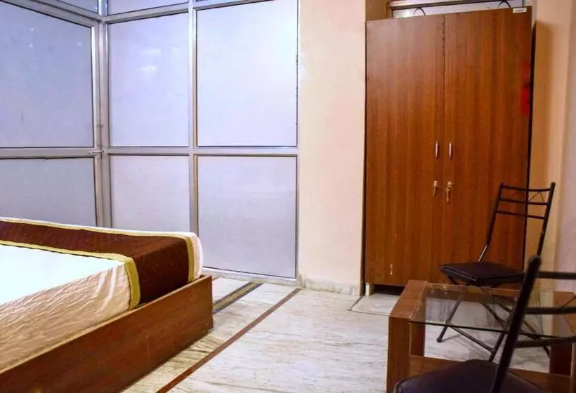 Pink City Hostel