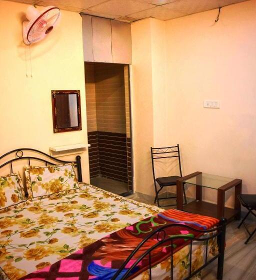 Pink City Hostel