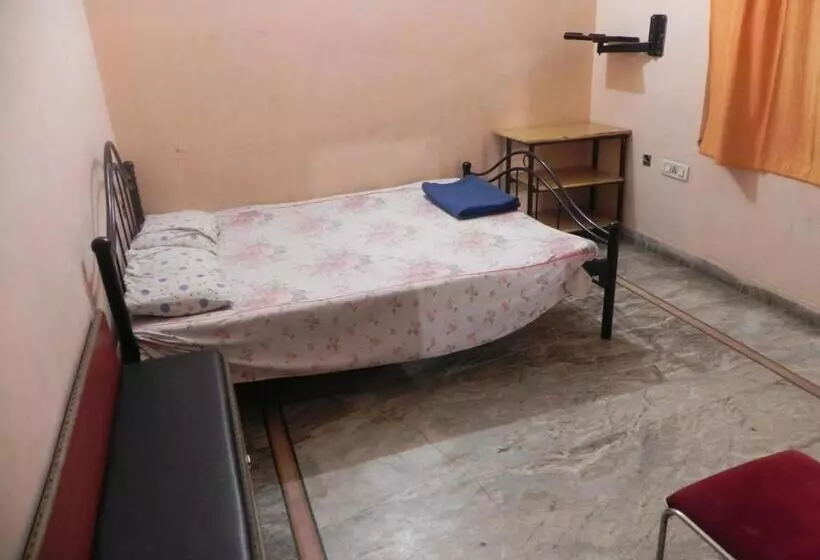 Pink City Hostel