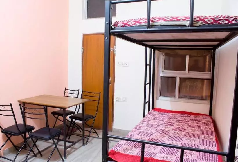 Pink City Hostel