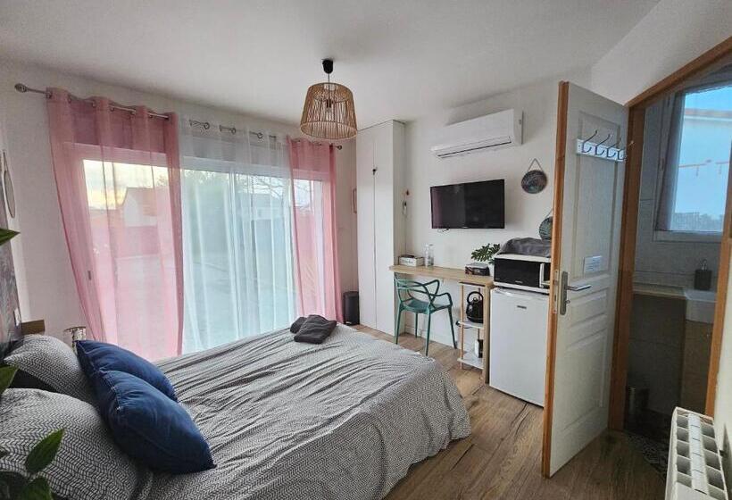 ベッドアンドブレックファースト Chambre Indépendante, Privée Climatisée Avec Parking