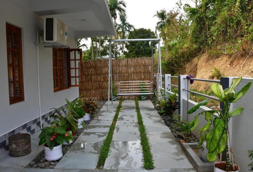 تختخواب و صبحانه Coco View