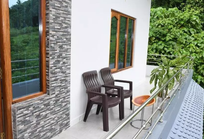 تختخواب و صبحانه Coco View