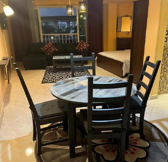 Heliopolis Rock Residence