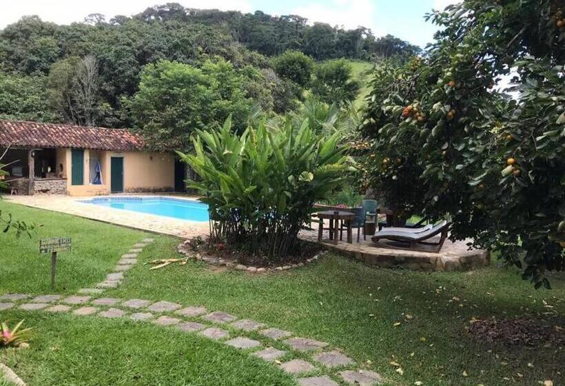 בית מלון כפרי Fazenda Dos Coqueiros Bananal Sp