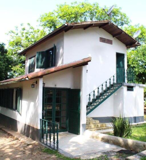 בית מלון כפרי Fazenda Dos Coqueiros Bananal Sp