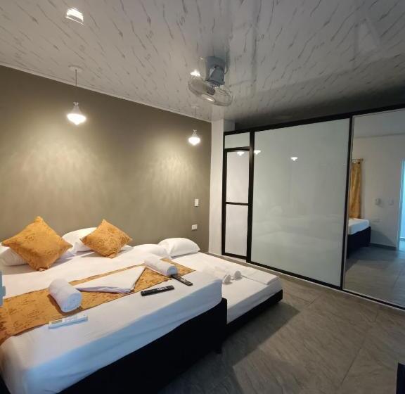 هتل Hospedaje El Ensueño