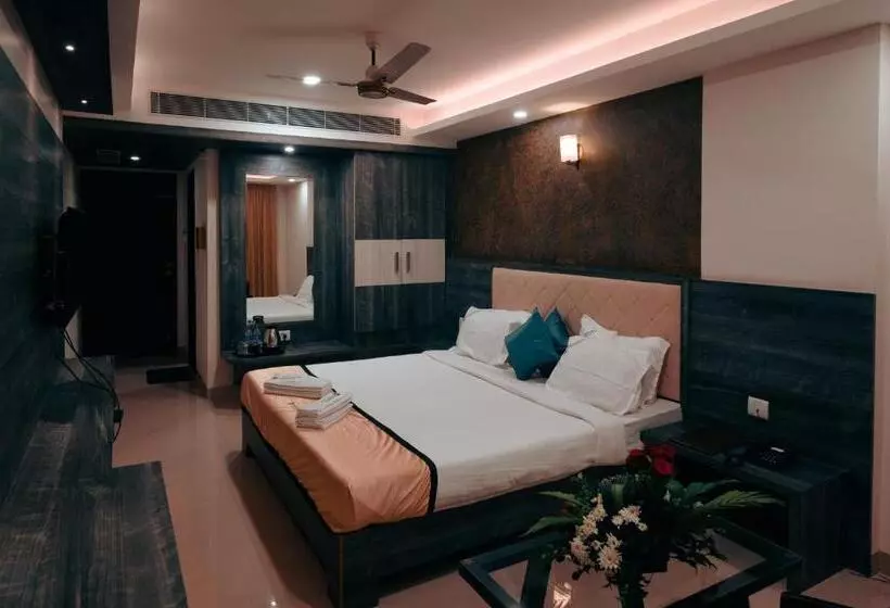 Hotelli Samudyatha Inn And Suites